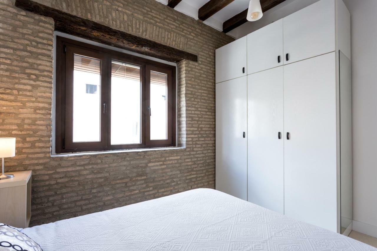 Almazen Apartamentos, Arrayan 23 Sevilla Exteriör bild