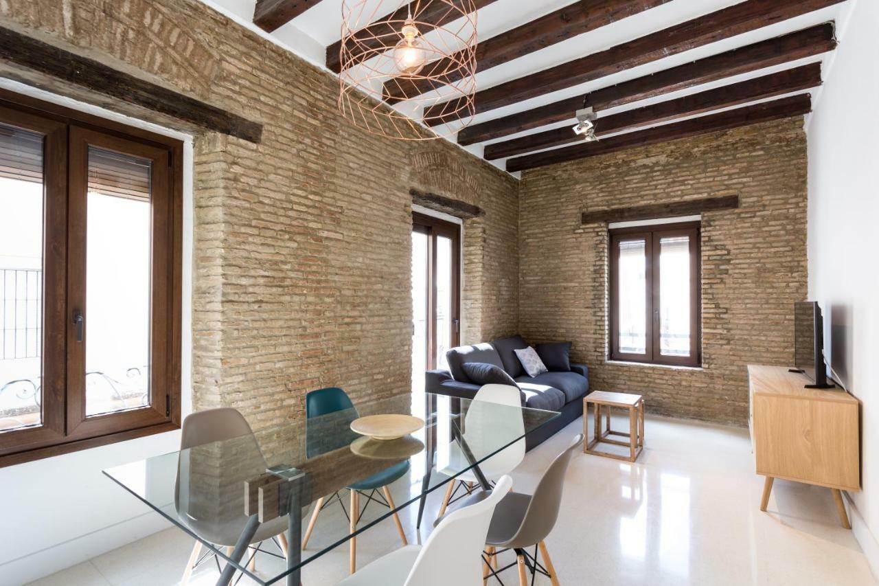 Almazen Apartamentos, Arrayan 23 Sevilla Exteriör bild