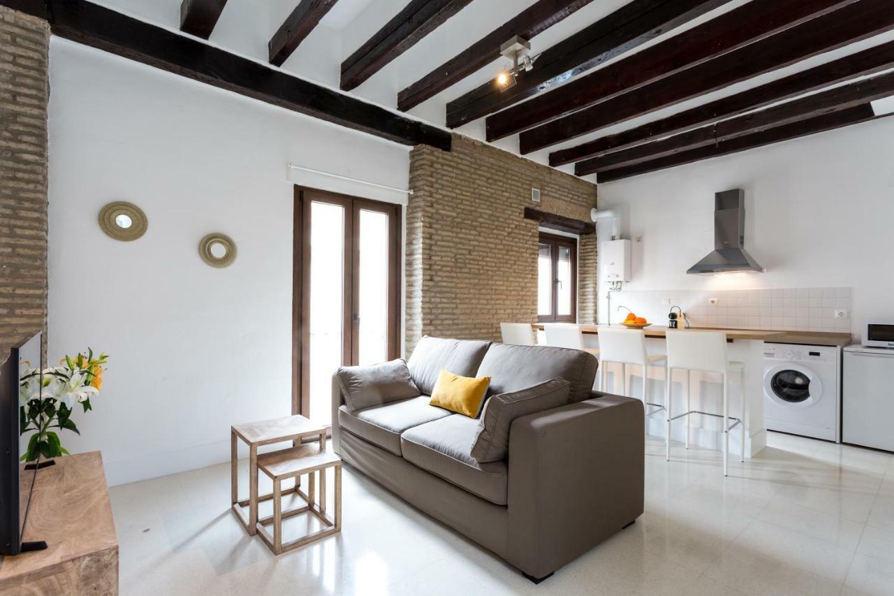 Almazen Apartamentos, Arrayan 23 Sevilla Exteriör bild