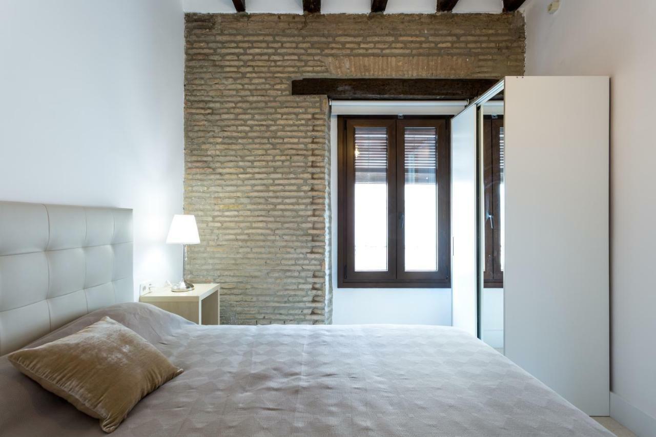 Almazen Apartamentos, Arrayan 23 Sevilla Exteriör bild