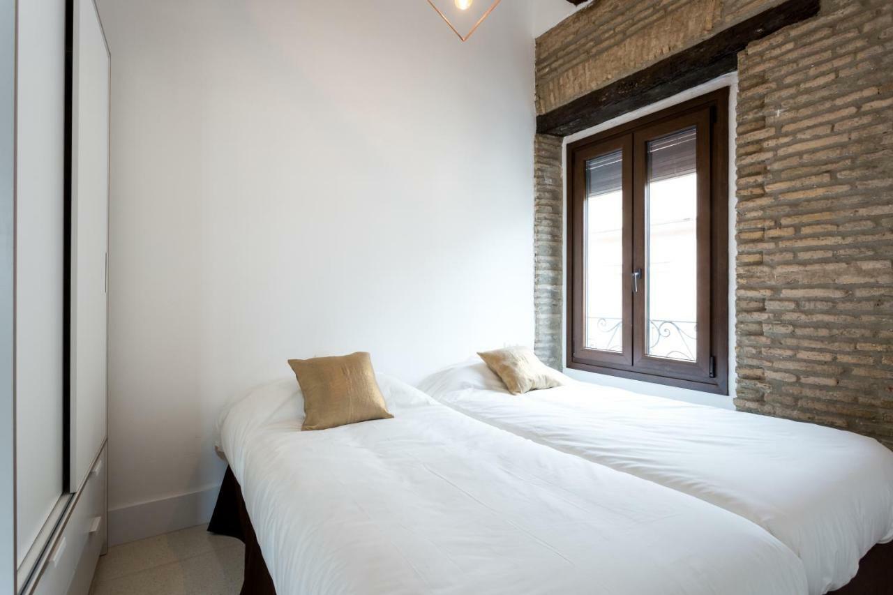 Almazen Apartamentos, Arrayan 23 Sevilla Exteriör bild