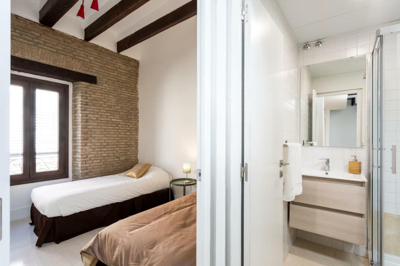 Almazen Apartamentos, Arrayan 23 Sevilla Exteriör bild