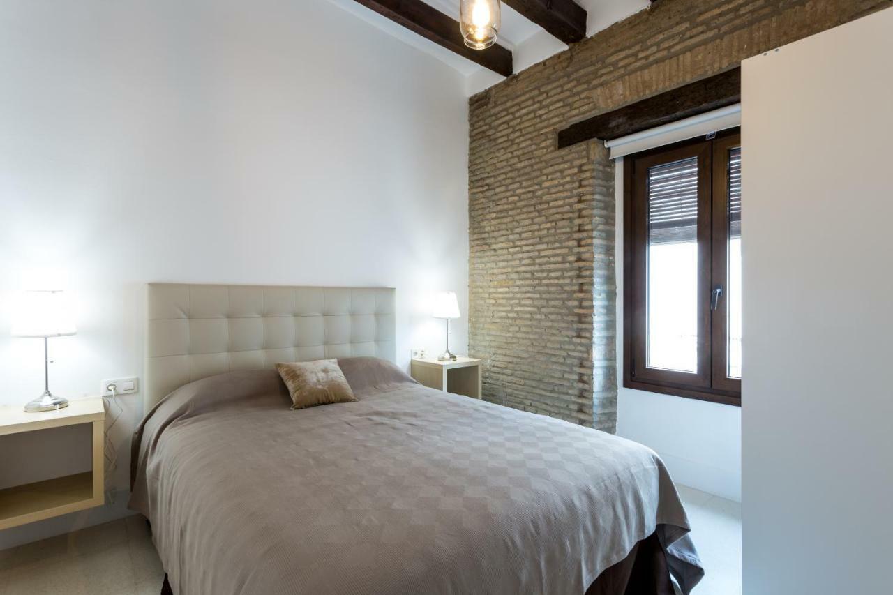 Almazen Apartamentos, Arrayan 23 Sevilla Exteriör bild