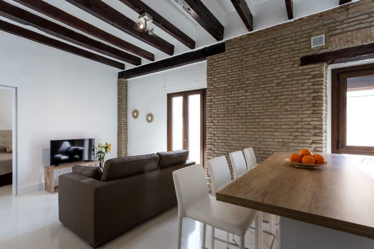 Almazen Apartamentos, Arrayan 23 Sevilla Exteriör bild