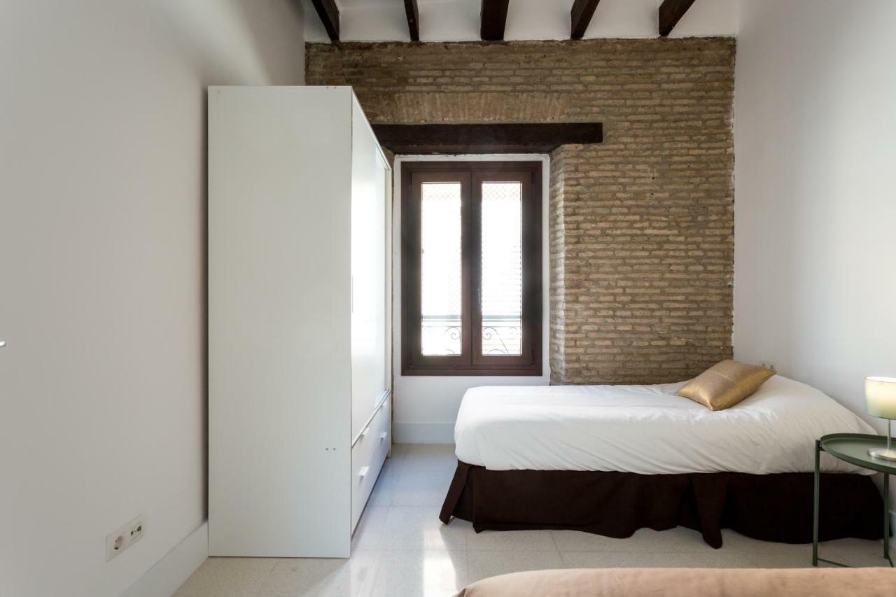 Almazen Apartamentos, Arrayan 23 Sevilla Exteriör bild