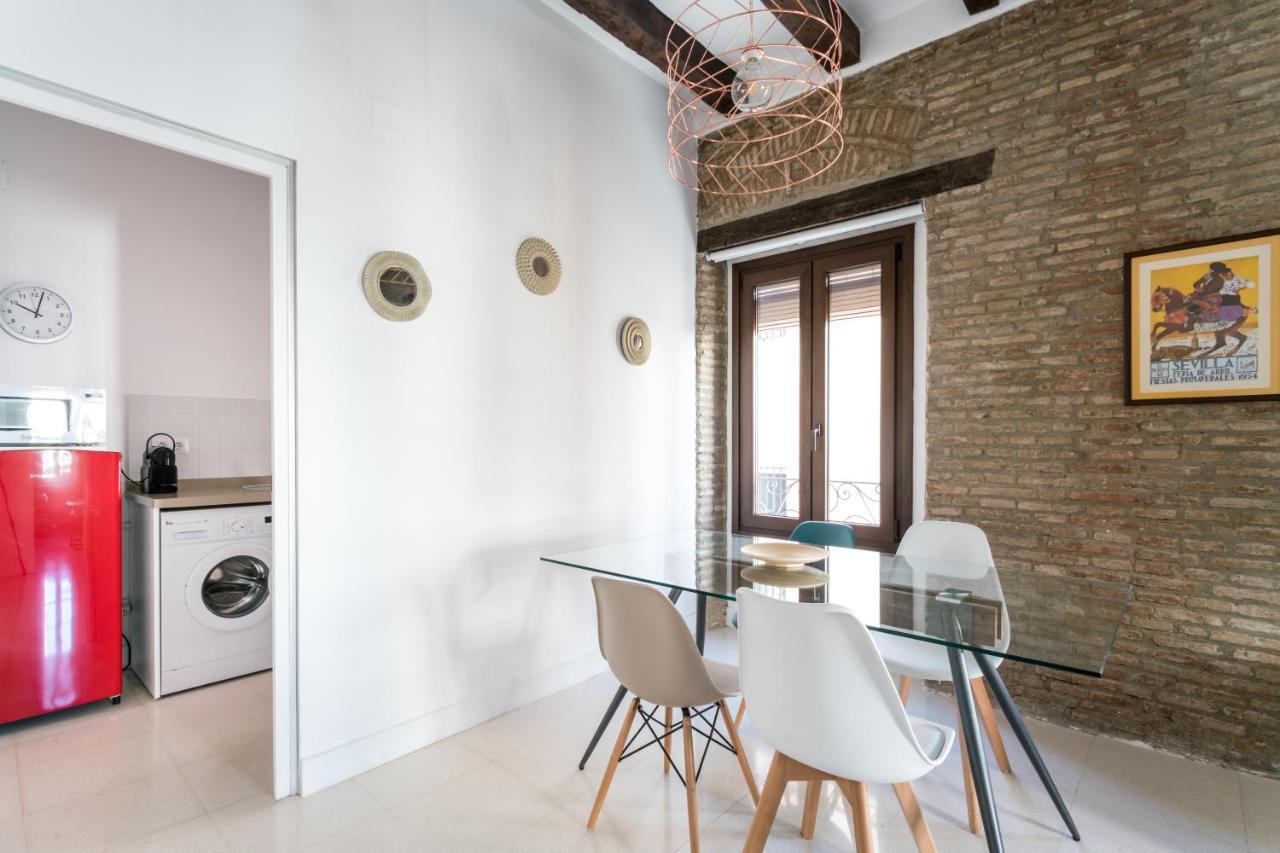 Almazen Apartamentos, Arrayan 23 Sevilla Exteriör bild